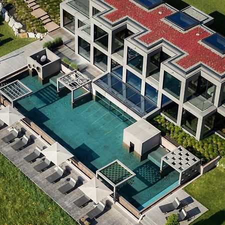 Mohr Life Resort Lermoos Exterior photo
